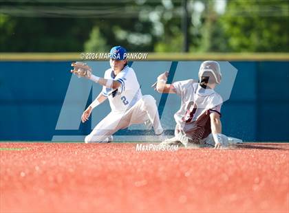 Thumbnail 1 in Auburn vs Whitesboro (NYSPHSAA Section 3 AA Semifinal) photogallery.