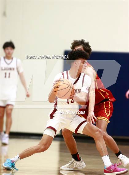 Thumbnail 2 in Oaks Christian vs La Canada (8th Annual West Valley Tip-Off Classic) photogallery.