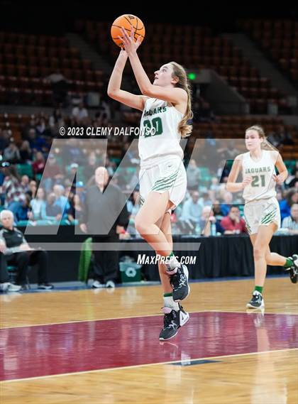 Thumbnail 2 in D'Evelyn vs Riverdale Ridge (CHSAA 4A Great 8) photogallery.