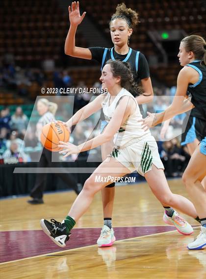 Thumbnail 3 in D'Evelyn vs Riverdale Ridge (CHSAA 4A Great 8) photogallery.