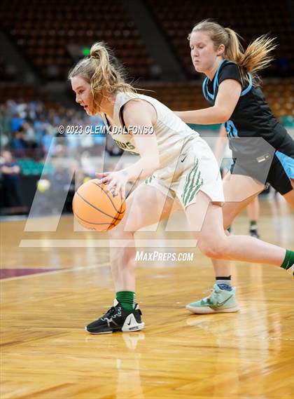Thumbnail 2 in D'Evelyn vs Riverdale Ridge (CHSAA 4A Great 8) photogallery.