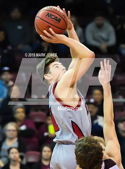 Thumbnail 3 in Ray vs. Mogollon (AIA 1A Semifinal)   photogallery.