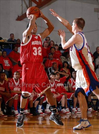 Thumbnail 1 in Meridian vs. Okawville (IHSA Class 1A Sectional Semifinal) photogallery.