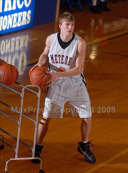 Thumbnail 2 in Meridian vs. Okawville (IHSA Class 1A Sectional Semifinal) photogallery.