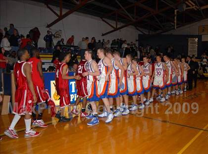 Thumbnail 1 in Meridian vs. Okawville (IHSA Class 1A Sectional Semifinal) photogallery.