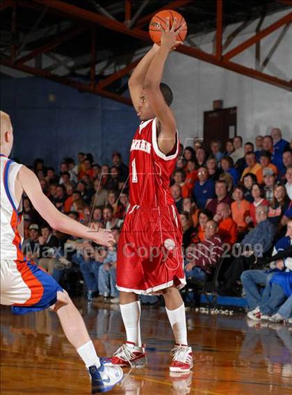 Thumbnail 1 in Meridian vs. Okawville (IHSA Class 1A Sectional Semifinal) photogallery.