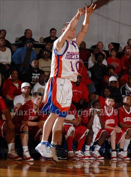 Thumbnail 3 in Meridian vs. Okawville (IHSA Class 1A Sectional Semifinal) photogallery.