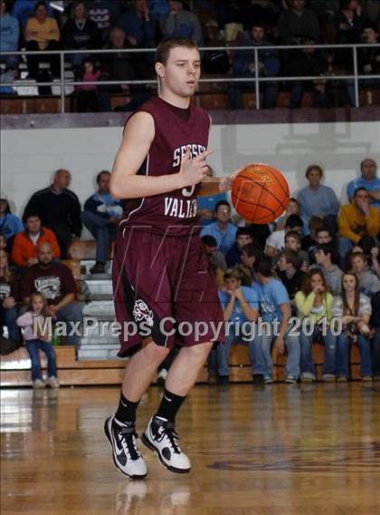 Thumbnail 2 in Sesser-Valier vs. Benton (Benton Invitational Tournament) photogallery.