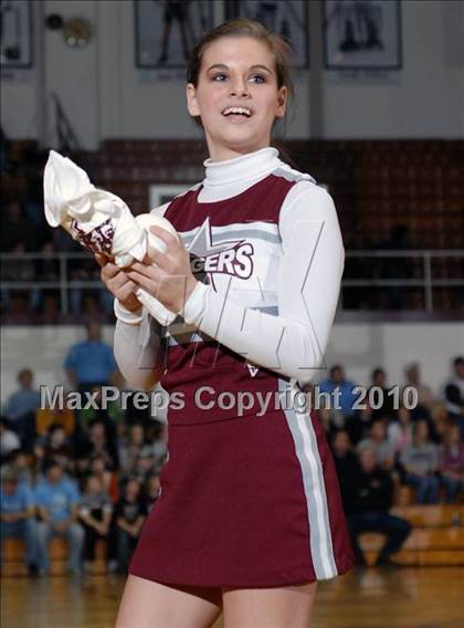 Thumbnail 1 in Sesser-Valier vs. Benton (Benton Invitational Tournament) photogallery.