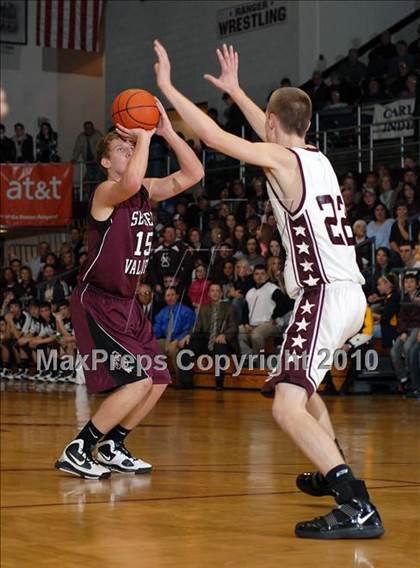 Thumbnail 3 in Sesser-Valier vs. Benton (Benton Invitational Tournament) photogallery.