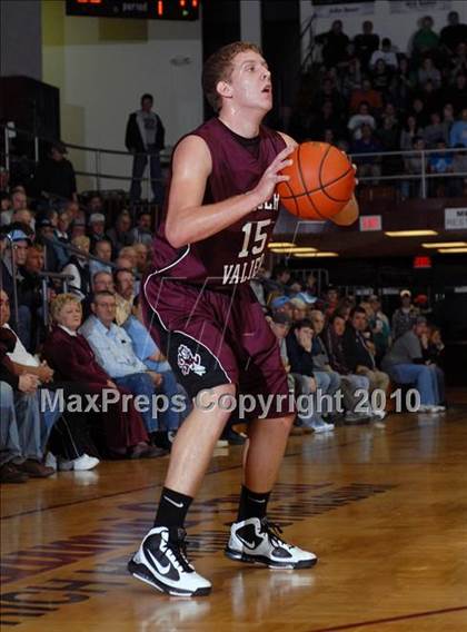 Thumbnail 1 in Sesser-Valier vs. Benton (Benton Invitational Tournament) photogallery.