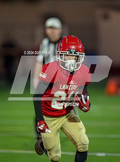 Thumbnail 3 in Servite vs. Orange Lutheran photogallery.