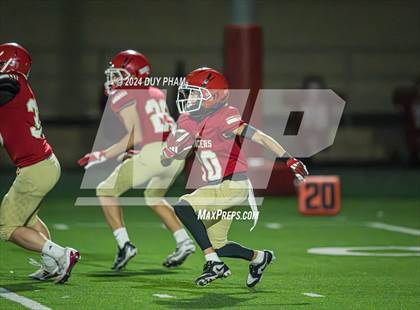 Thumbnail 2 in Servite vs. Orange Lutheran photogallery.