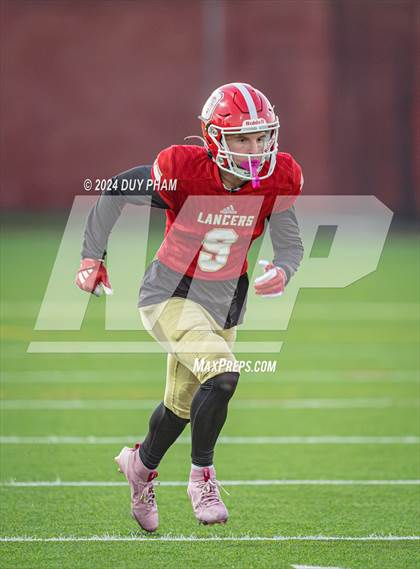 Thumbnail 1 in Servite vs. Orange Lutheran photogallery.