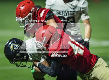 Thumbnail 2 in Servite vs. Orange Lutheran photogallery.