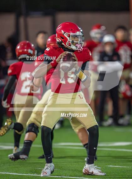 Thumbnail 3 in Servite vs. Orange Lutheran photogallery.