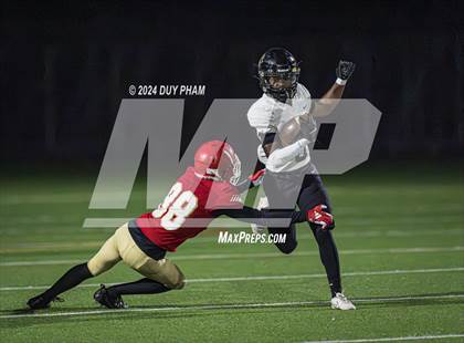 Thumbnail 2 in Servite vs. Orange Lutheran photogallery.