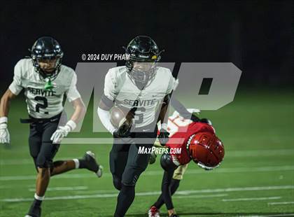 Thumbnail 2 in Servite vs. Orange Lutheran photogallery.