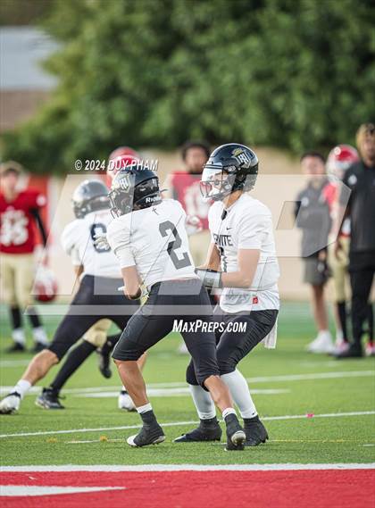 Thumbnail 1 in Servite vs. Orange Lutheran photogallery.