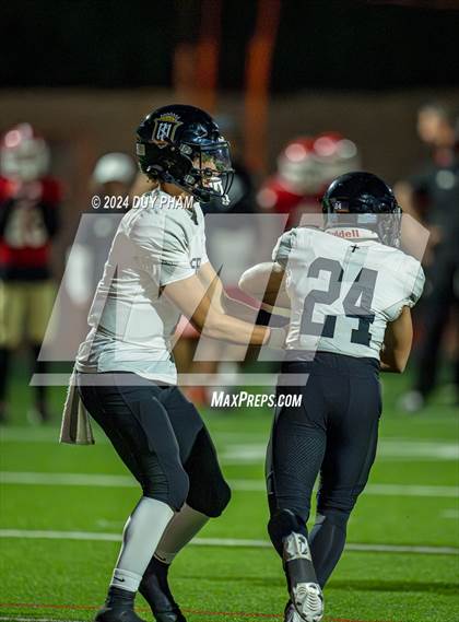 Thumbnail 3 in Servite vs. Orange Lutheran photogallery.