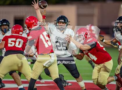 Thumbnail 2 in Servite vs. Orange Lutheran photogallery.