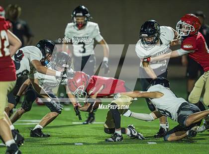 Thumbnail 3 in Servite vs. Orange Lutheran photogallery.