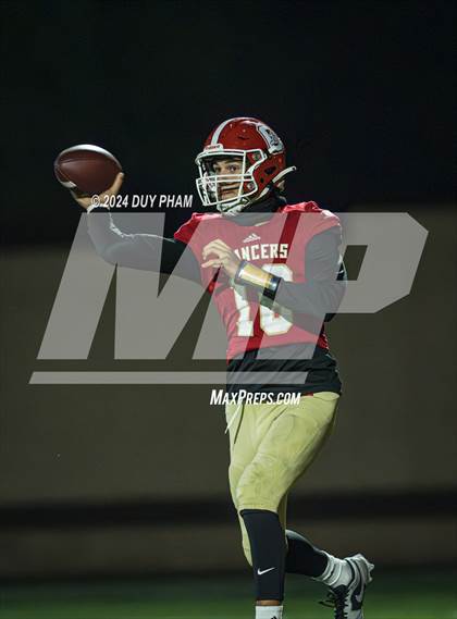 Thumbnail 1 in Servite vs. Orange Lutheran photogallery.