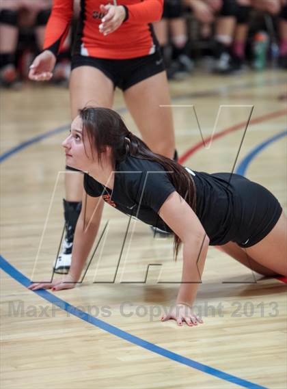 Thumbnail 1 in Flagstaff vs. Sprague (Nike Tournament of Champions) photogallery.