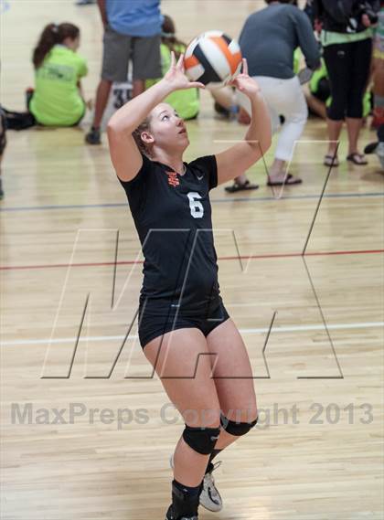 Thumbnail 2 in Flagstaff vs. Sprague (Nike Tournament of Champions) photogallery.