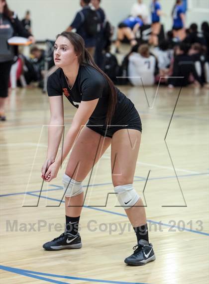 Thumbnail 1 in Flagstaff vs. Sprague (Nike Tournament of Champions) photogallery.
