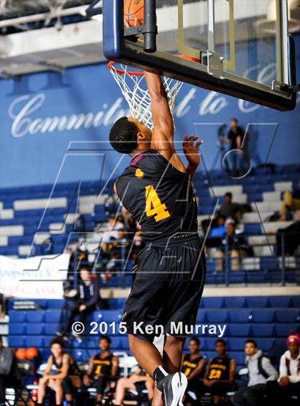 Thumbnail 1 in Cy-Fair vs Summer Creek (Insperity Holiday Classic) photogallery.