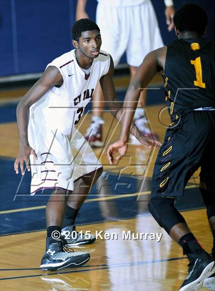 Thumbnail 2 in Cy-Fair vs Summer Creek (Insperity Holiday Classic) photogallery.