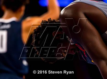 Thumbnail 3 in La Lumiere vs. Oak Hill Academy (DICK's National Tournament Final) photogallery.