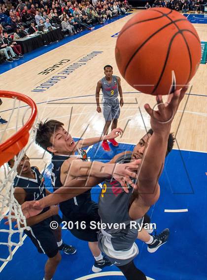 Thumbnail 2 in La Lumiere vs. Oak Hill Academy (DICK's National Tournament Final) photogallery.