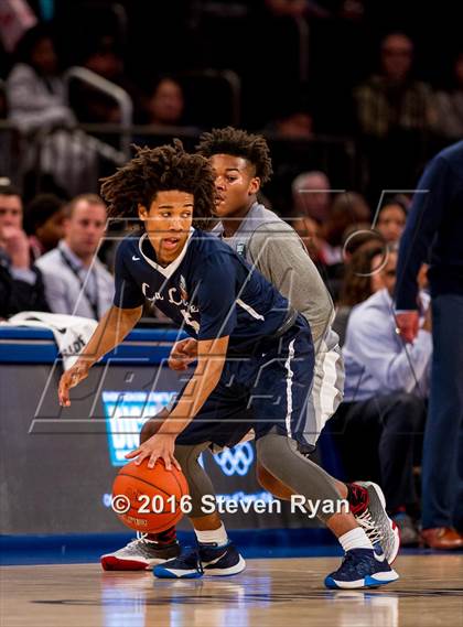 Thumbnail 2 in La Lumiere vs. Oak Hill Academy (DICK's National Tournament Final) photogallery.
