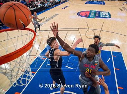 Thumbnail 2 in La Lumiere vs. Oak Hill Academy (DICK's National Tournament Final) photogallery.