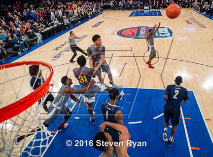 Thumbnail 2 in La Lumiere vs. Oak Hill Academy (DICK's National Tournament Final) photogallery.