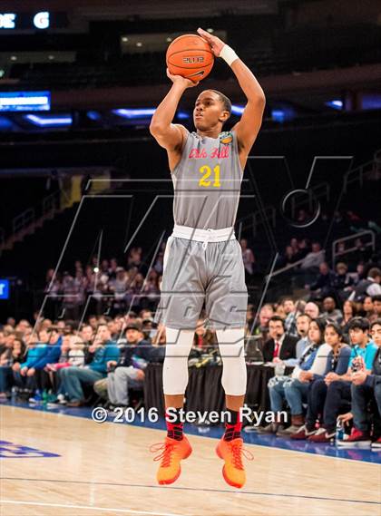 Thumbnail 3 in La Lumiere vs. Oak Hill Academy (DICK's National Tournament Final) photogallery.