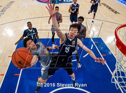 Thumbnail 1 in La Lumiere vs. Oak Hill Academy (DICK's National Tournament Final) photogallery.