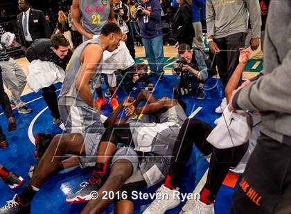 Thumbnail 1 in La Lumiere vs. Oak Hill Academy (DICK's National Tournament Final) photogallery.