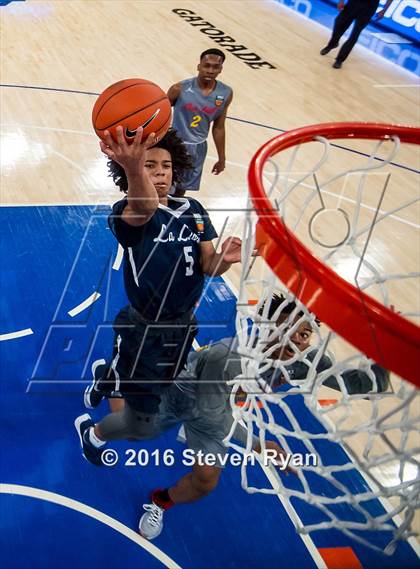 Thumbnail 2 in La Lumiere vs. Oak Hill Academy (DICK's National Tournament Final) photogallery.
