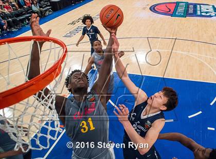 Thumbnail 3 in La Lumiere vs. Oak Hill Academy (DICK's National Tournament Final) photogallery.