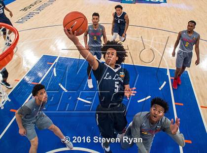 Thumbnail 3 in La Lumiere vs. Oak Hill Academy (DICK's National Tournament Final) photogallery.
