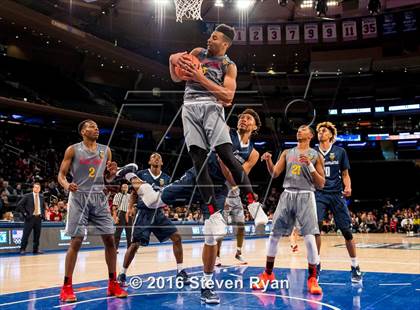 Thumbnail 1 in La Lumiere vs. Oak Hill Academy (DICK's National Tournament Final) photogallery.