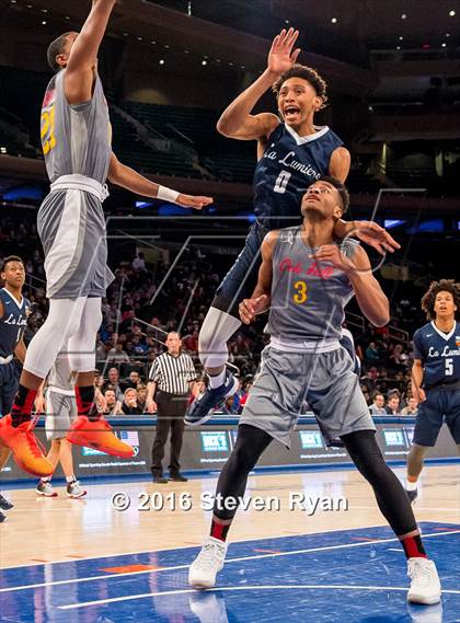 Thumbnail 3 in La Lumiere vs. Oak Hill Academy (DICK's National Tournament Final) photogallery.