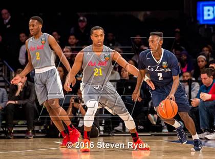 Thumbnail 1 in La Lumiere vs. Oak Hill Academy (DICK's National Tournament Final) photogallery.