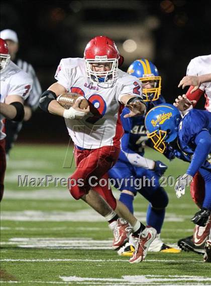 Thumbnail 2 in Alden vs. Hornell (NYSPHSAA Class B Quarterfinal) photogallery.