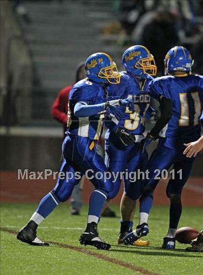 Thumbnail 3 in Alden vs. Hornell (NYSPHSAA Class B Quarterfinal) photogallery.