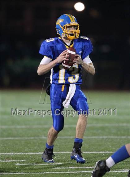 Thumbnail 3 in Alden vs. Hornell (NYSPHSAA Class B Quarterfinal) photogallery.