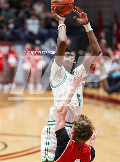 Thumbnail 1 in Green County vs. Taylor County (KHSAA 5th Region Tournament) photogallery.